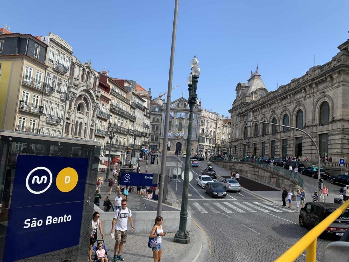 Quarto em Acomodações Particulares Golden & Blue House O Seu Novo Espaco No *